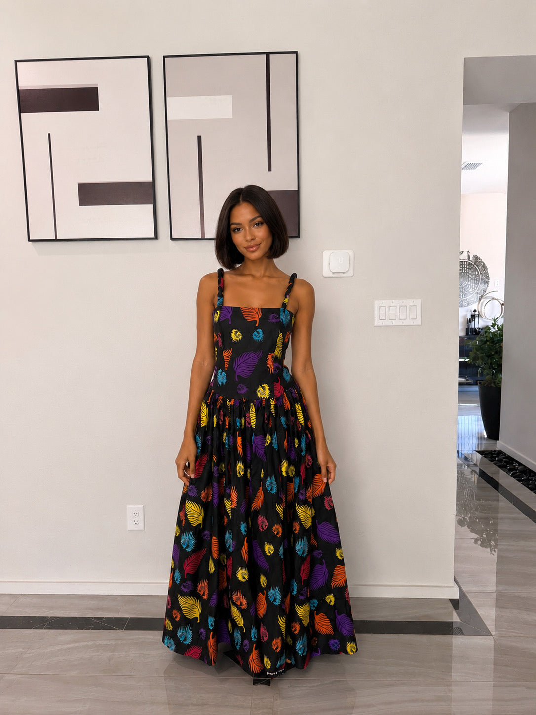 amara luxe maxi dress Tropical Gown The plunging halter neckline color:Charcoal Gray 50-Year-Old Oak Dresser Transformation: BrokenXL
